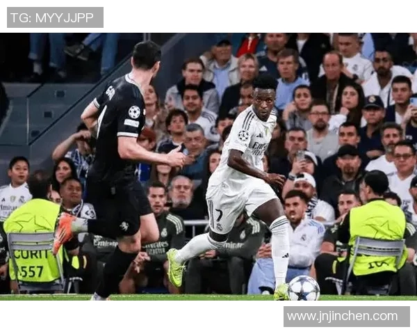 皇马打破荒杜阿涅进球劳尔·吉梅内斯重返水晶宫