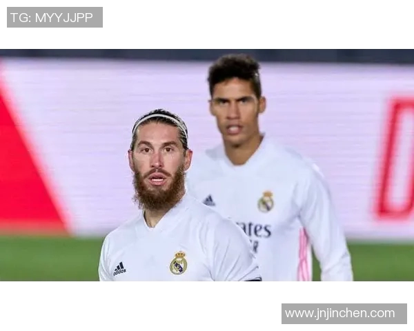 罗马后卫斯潘齐奇意外受伤，遗憾缺席与佛罗伦萨的关键战役